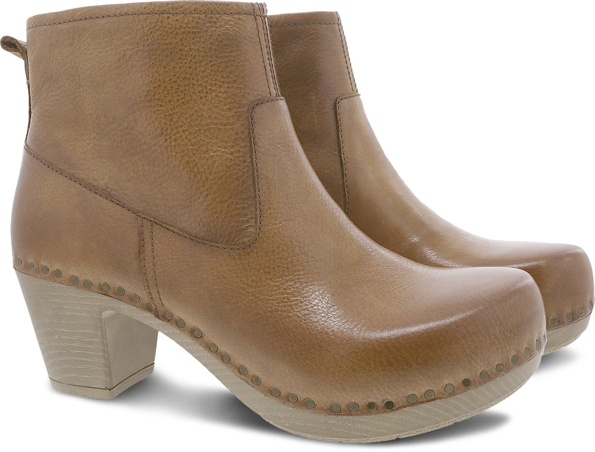 'Dansko' Women's Sarah - Tan Milled Burnished 6 'Dansko' Women's Sarah - Tan Milled Burnished - Image 4