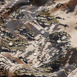 'Sitka' Men's Ambient Jacket - Big Game : Optifade Open Country -Sports Fashion Store img SITKA BG 2022 600043 OB Ambient Jacket Optifade Open Country Studio 00827 1024x1024@2x