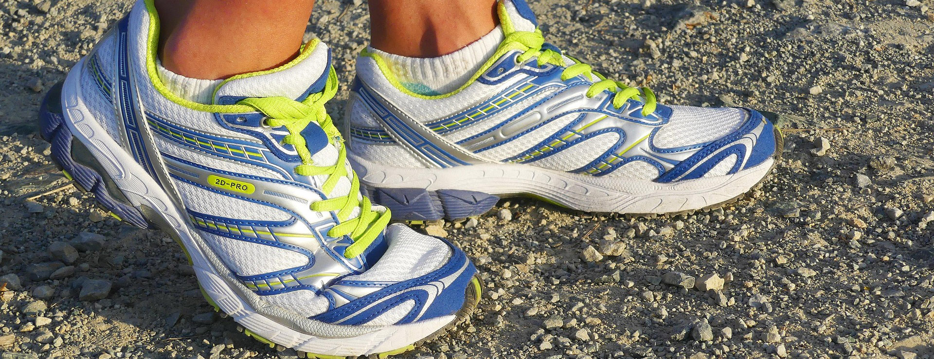 Front Page -Sports Fashion Store running shoes 2661558 1920