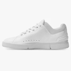 'On Running' Women's THE ROGER Advantage 1 Tennis Sneaker - White -Sports Fashion Store the roger advantage SS21 allwhite w g4 1024x1024@2x